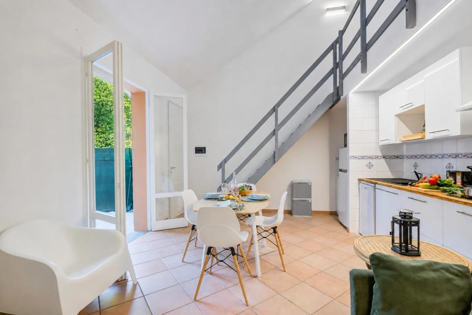 Kitchen and dining area