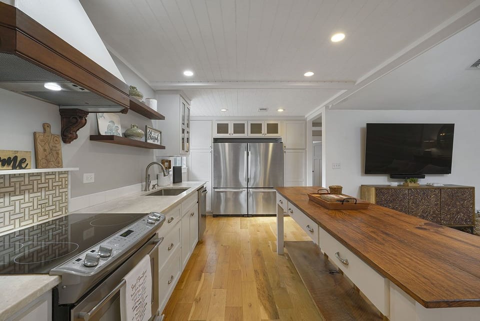 Sea-Renity - Miramar Beach - Kitchen