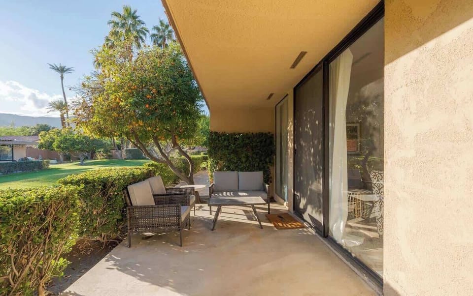Enjoy a cup of coffee on the back patio! 