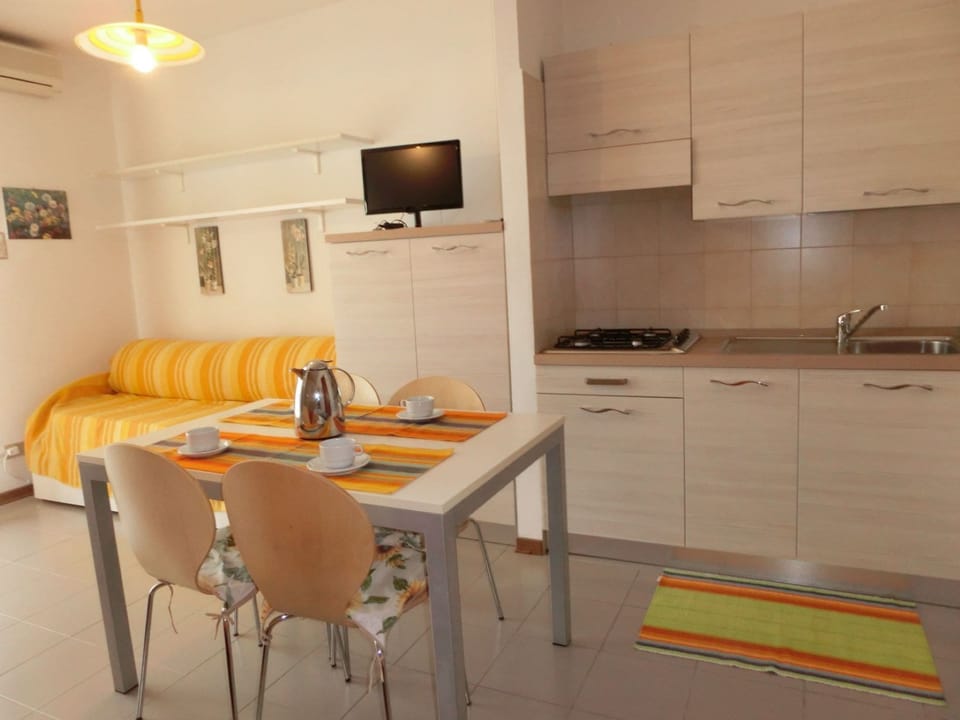 Studio, Balcony, Ocean View | Interior