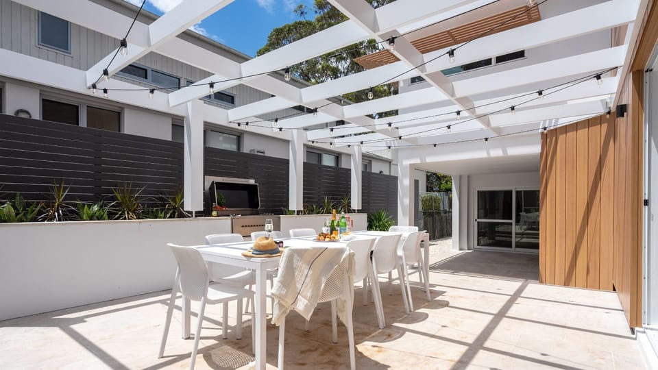 Amazing Outdoor Dining