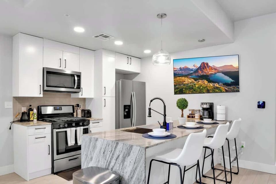 Kitchen island with bar stools