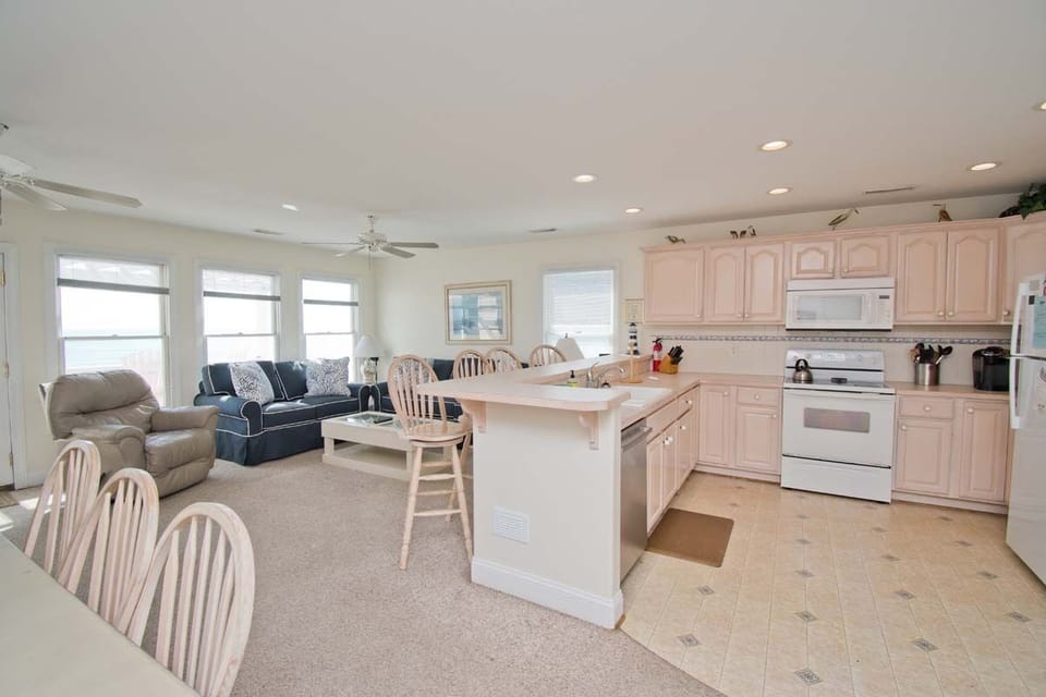 Lorelei-West-Emerald-Isle-NC-Vacation-Rental-Bluewater-10