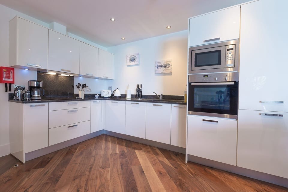 Fridge, dishwasher, electric kettle, toaster