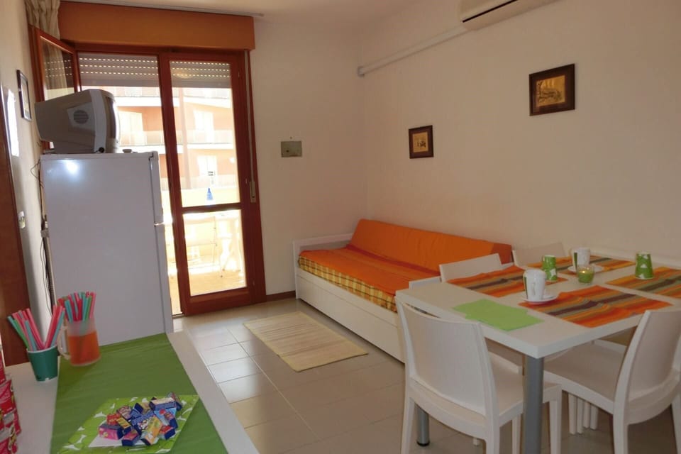Apartment, 1 Bedroom, Balcony, Ocean View | 2 bedrooms
