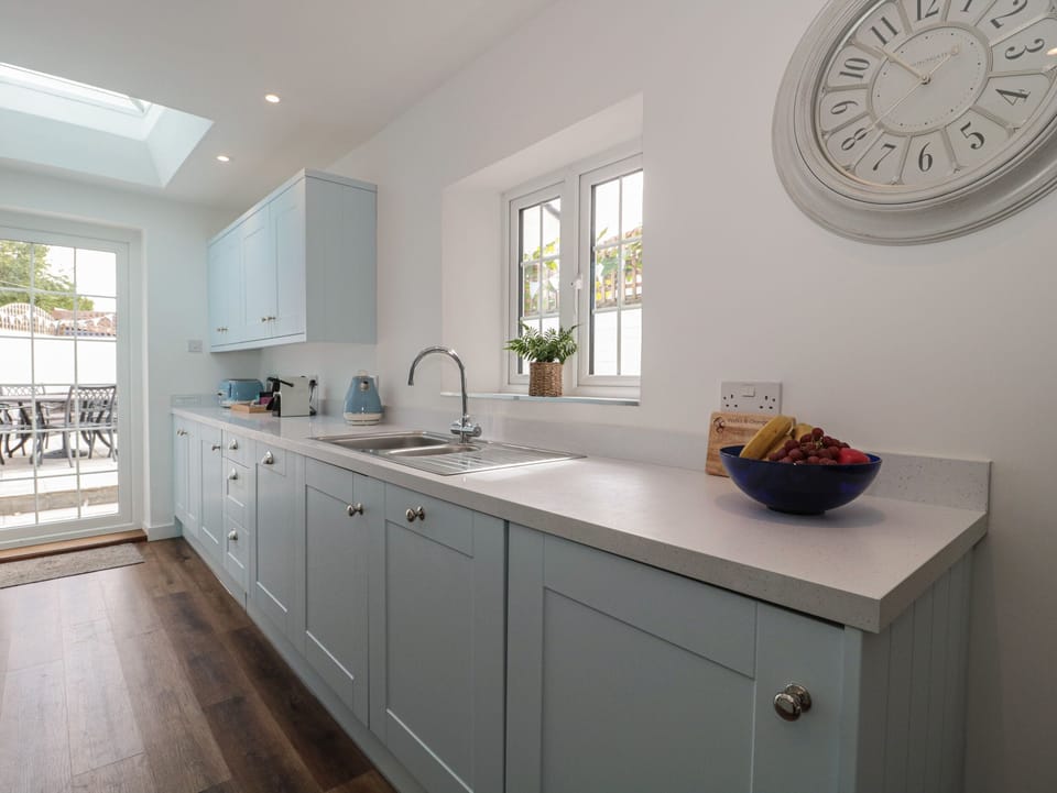 Fridge, dishwasher, electric kettle, toaster