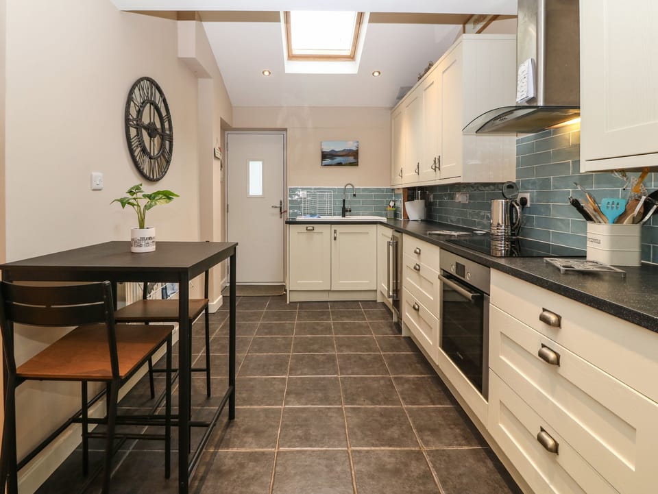 Fridge, dishwasher, electric kettle, toaster