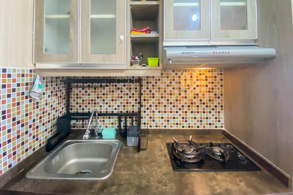 Studio | Private kitchen | Full-size fridge, stovetop