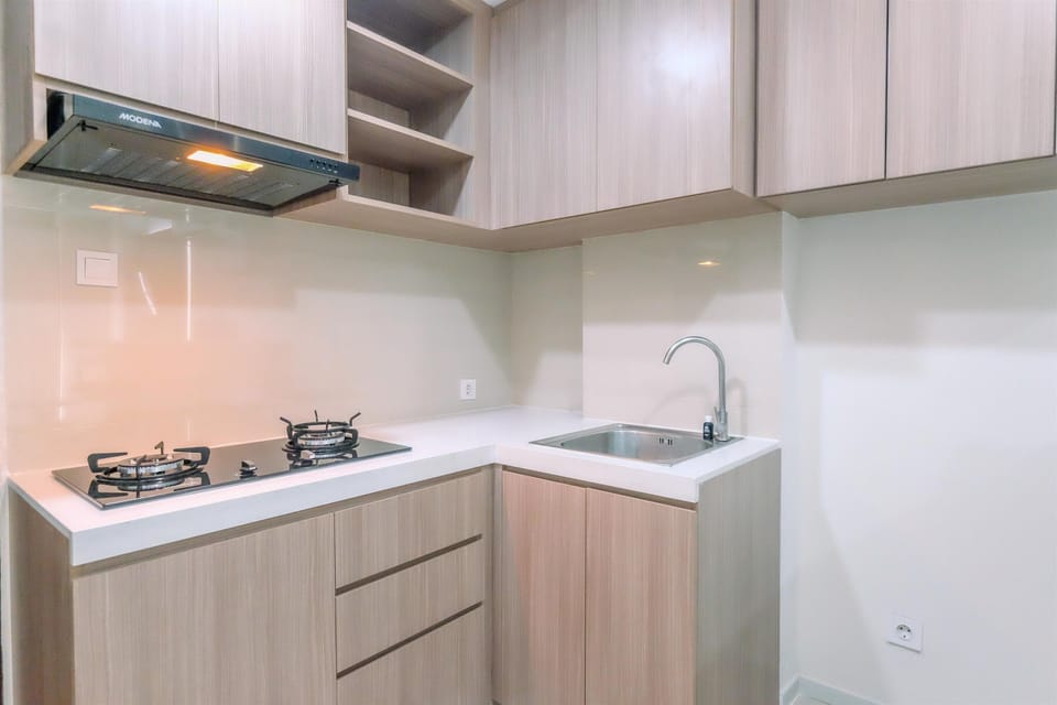 Studio | Private kitchen | Full-size fridge, stovetop