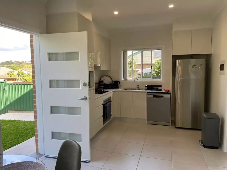 Electric stove top, Fridge, Oven, Microwave, Dishwasher, Kettle, Toaster.