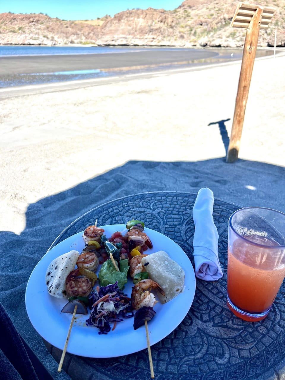 Beach lunch! 