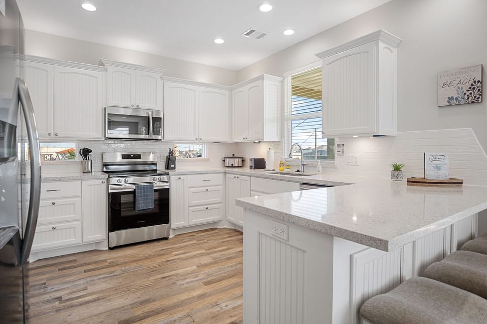 Fully stocked kitchen.