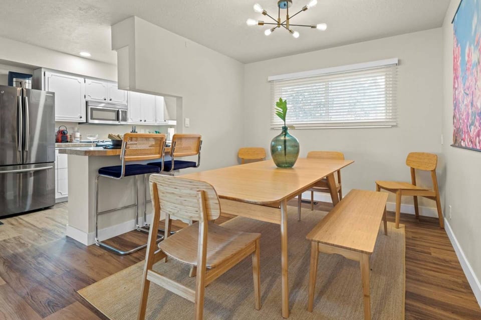 Seating for all in the dining room