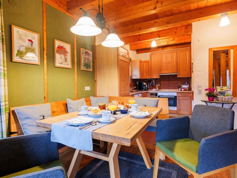 Living-dining area
