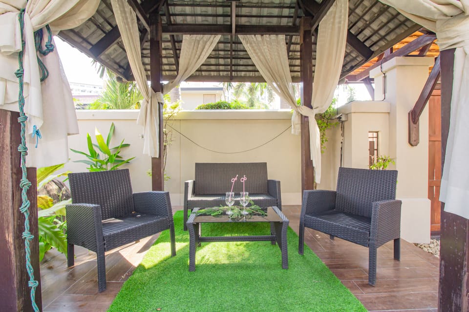 Deluxe Villa | Terrace/patio