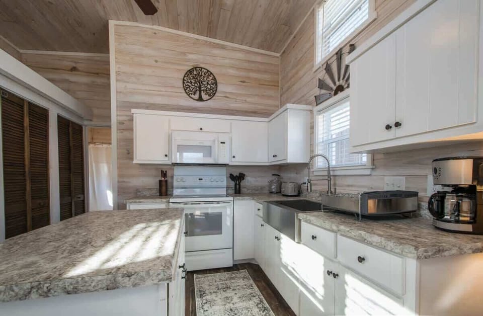 Fully stocked kitchen