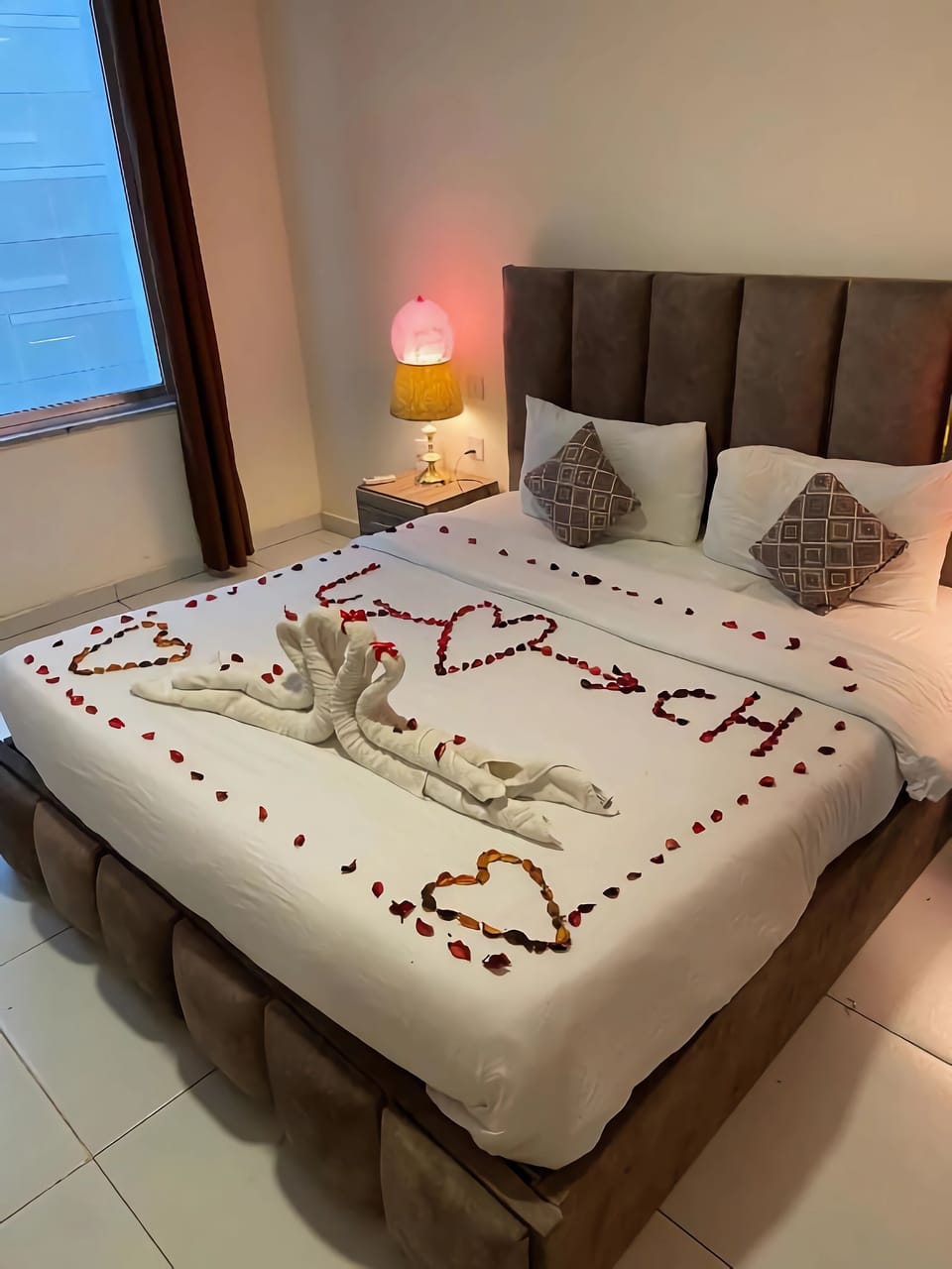 Egyptian cotton sheets, premium bedding, desk, laptop workspace