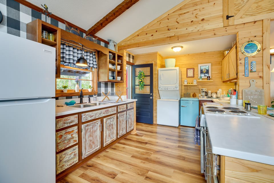 House (2 Bedrooms) | Interior