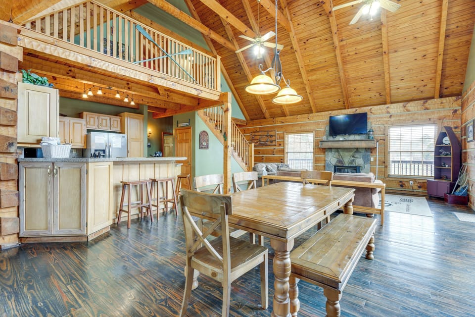 House (4 Bedrooms) | Interior