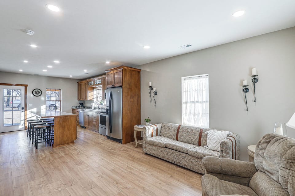 House (2 Bedrooms) | Interior