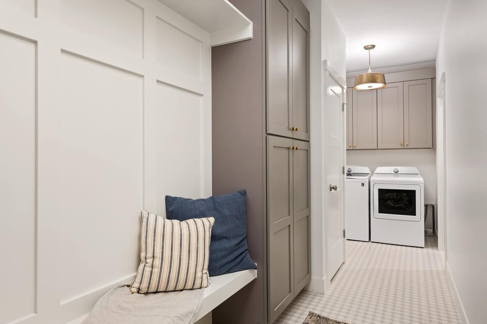 Mudroom and Laundry