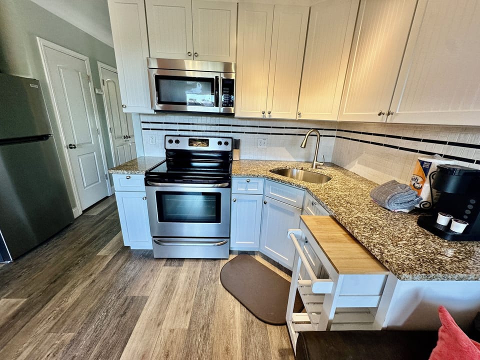 Kitchen - Fully equipped kitchen