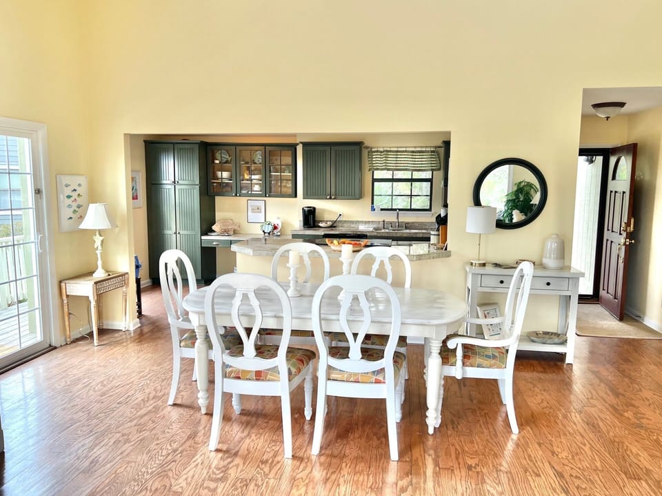 Dining and Kitchen