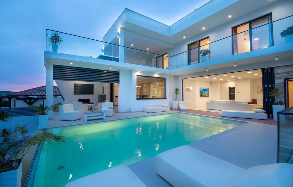 pool