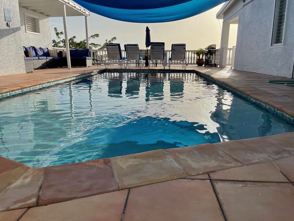 Saline pool
