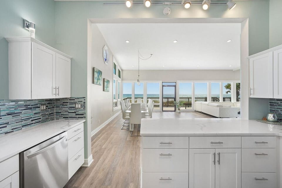 Updated Kitchen with Stainless Steel Appliances