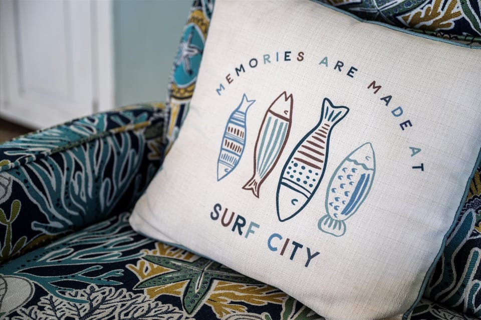 Sweet coastal dreams start here—laid-back vibes and local charm wrapped into every detail.