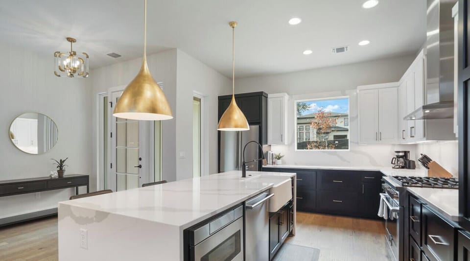 Spacious fully equipped kitchen with all the essentials plus dishwasher