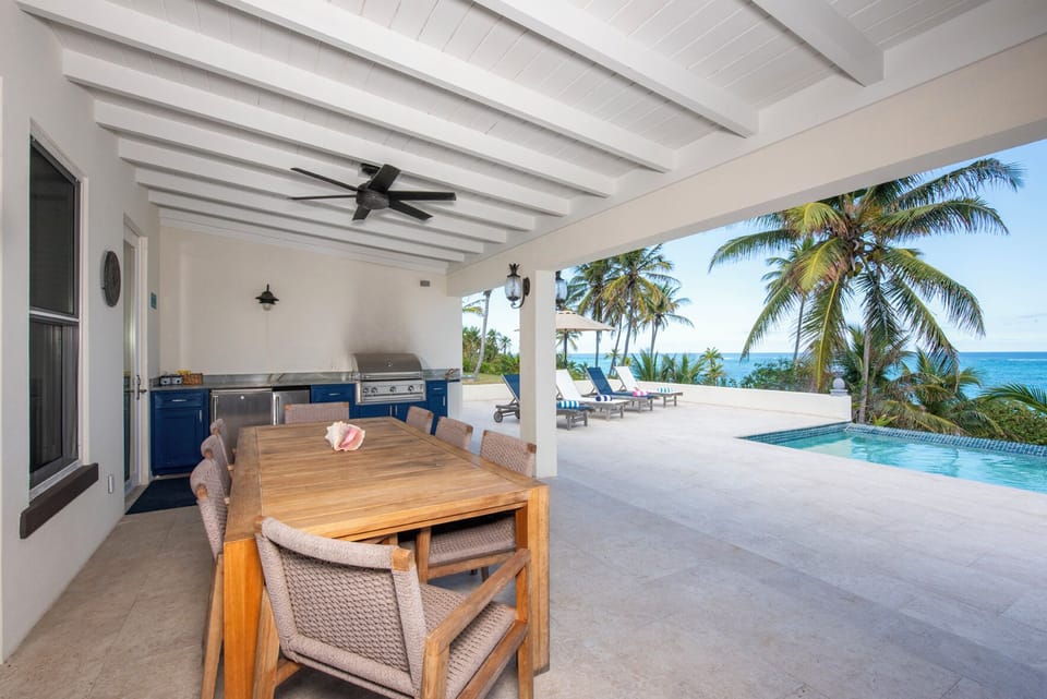 Oceanfront outdoor dining.