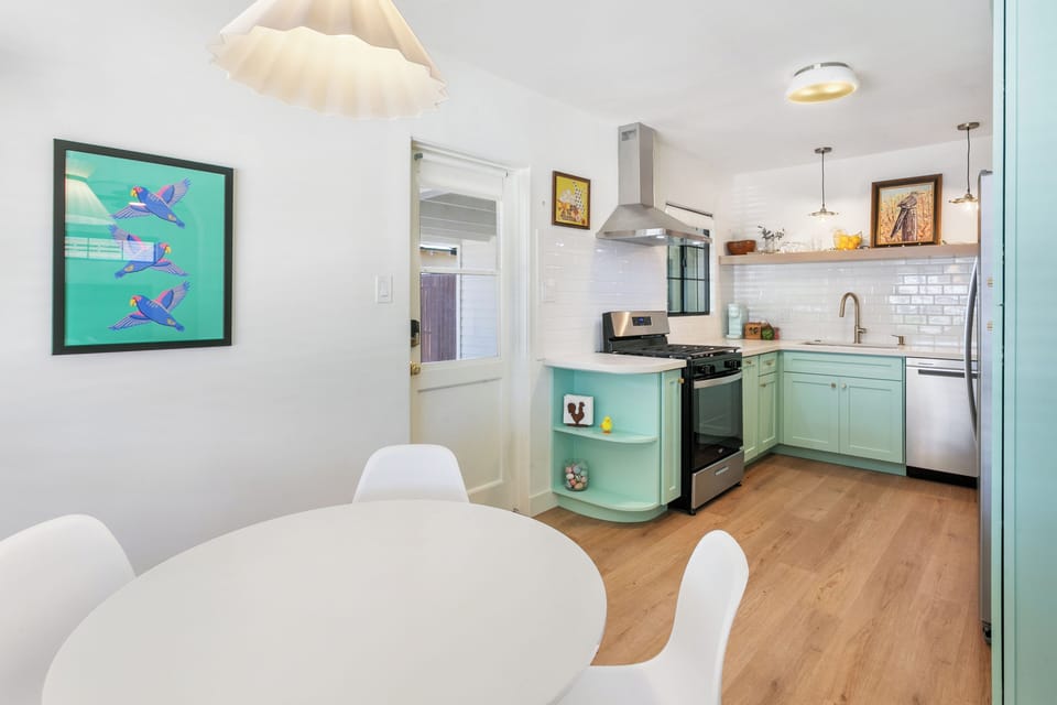New Remodeled kitchen with vintage style