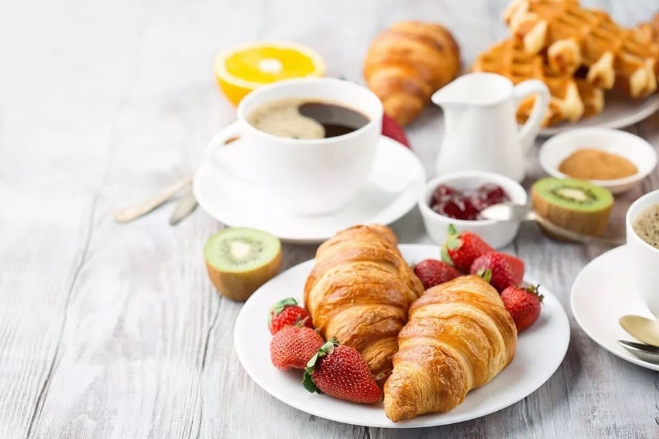 Free daily continental breakfast