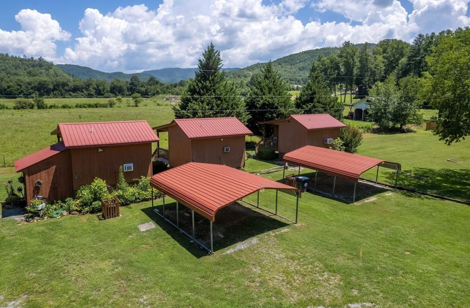Aerial View - Dragon Rest Cabins 1, 2 and 3