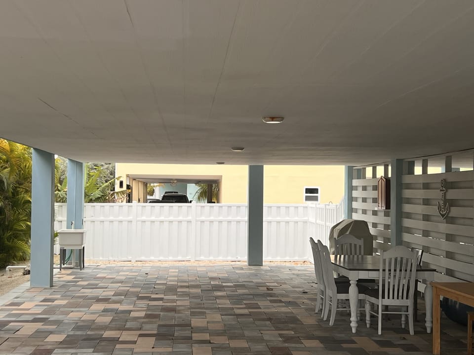 Car Port / Outdoor Dining Area
