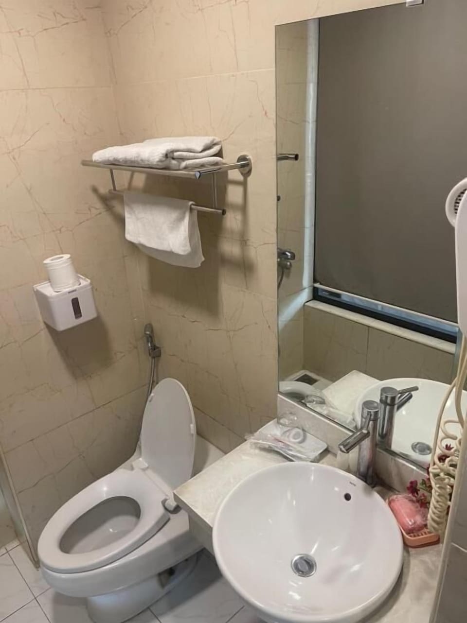 Standard Room | Bathroom