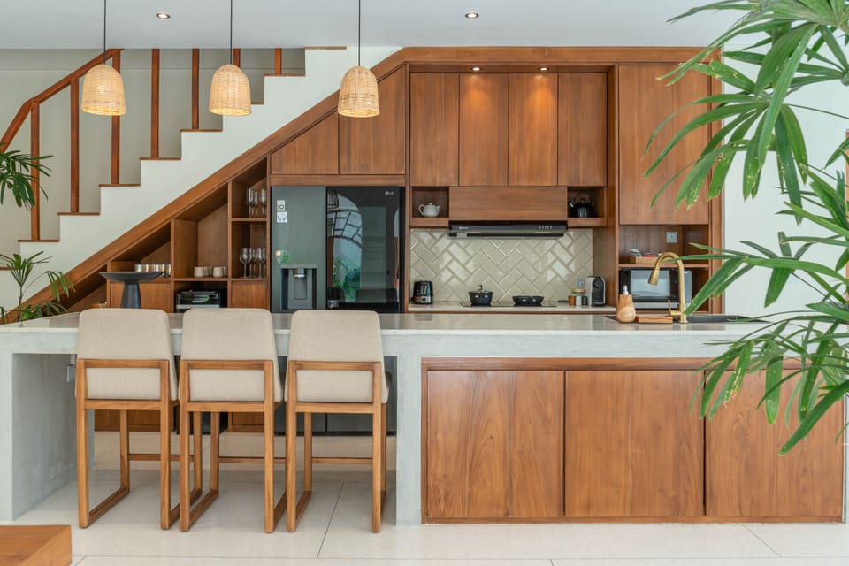 Deluxe Villa, 3 Bedrooms, Private Pool | Private kitchen | Fridge, microwave, stovetop, electric kettle