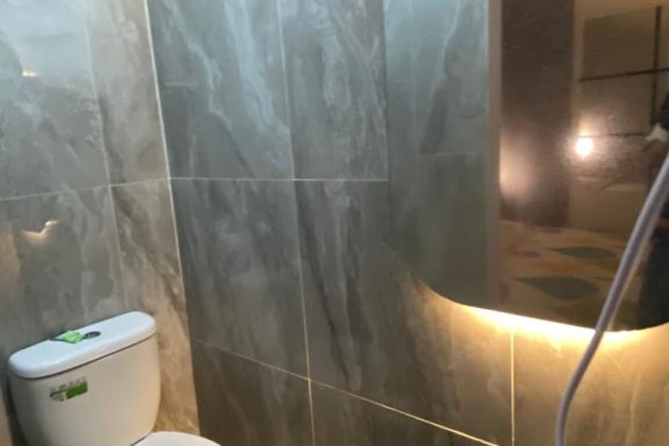 Standard Double Room | Bathroom | Shower, towels, soap