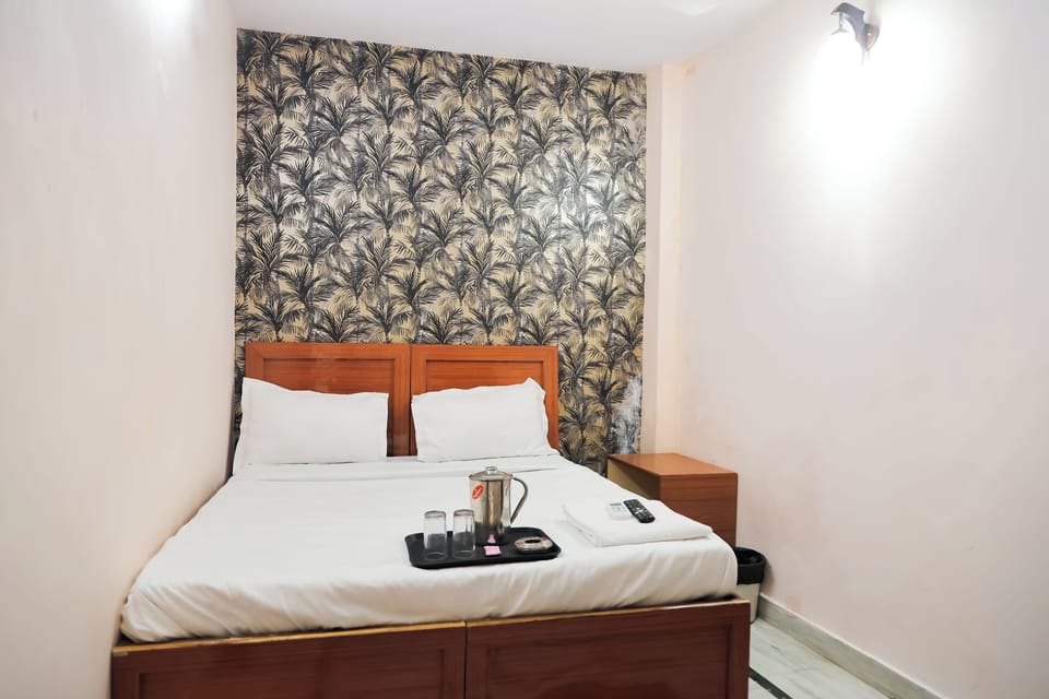 Deluxe Double Room | Soundproofing, free WiFi, bed sheets