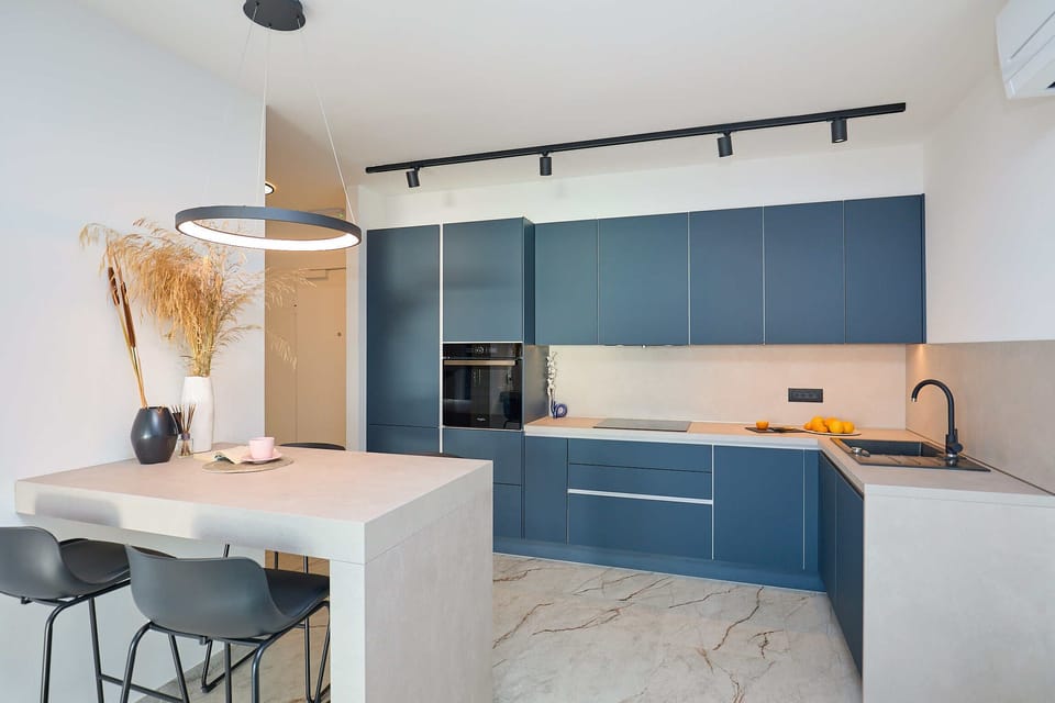 Apartment (2 Bedrooms) | Private kitchen | Microwave, oven, stovetop, dishwasher