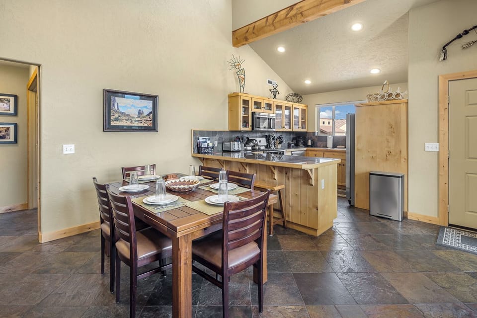 plenty of dining room seating
