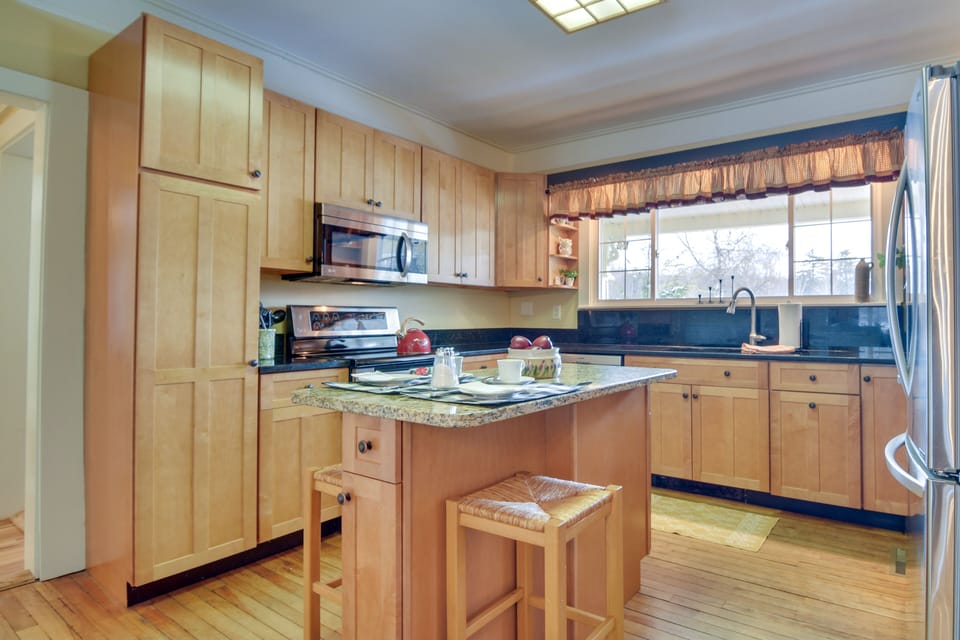House (4 Bedrooms) | Interior