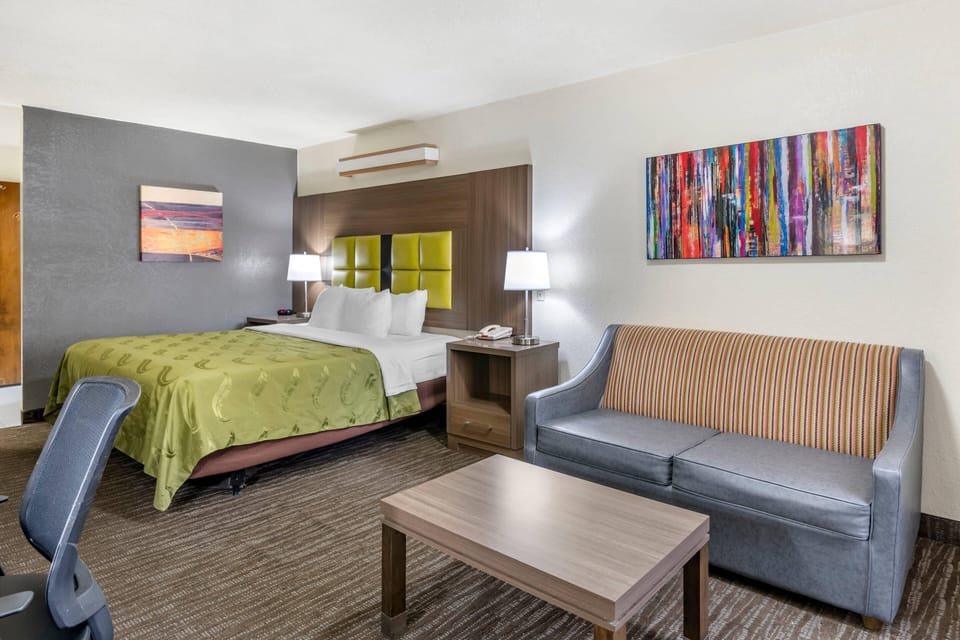 Room, 1 King Bed with Sofa bed, Accessible, Non Smoking (Accessible Tub) | Desk, iron/ironing board, rollaway beds, free WiFi