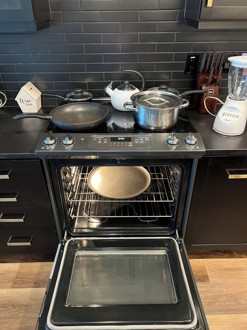Full Kitchen