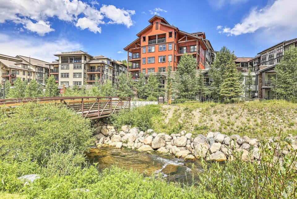 Exterior | Surrounding Area