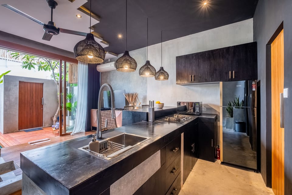Fridge, microwave, stovetop, electric kettle