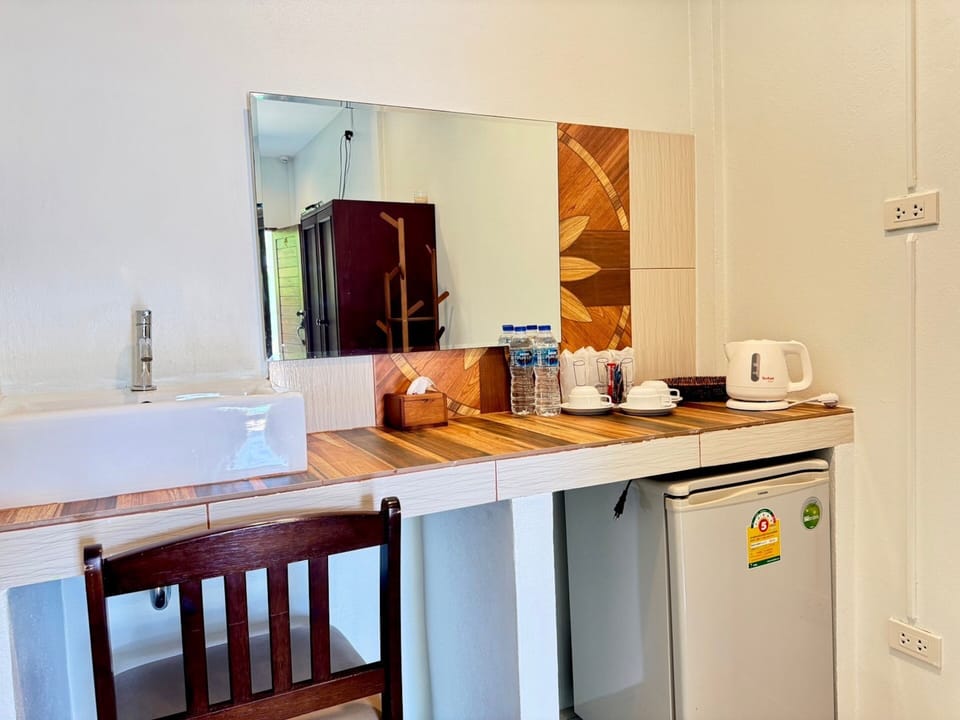 Family Triple Room | Room amenity