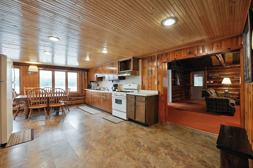 Eat in kitchen with large table and amazing views